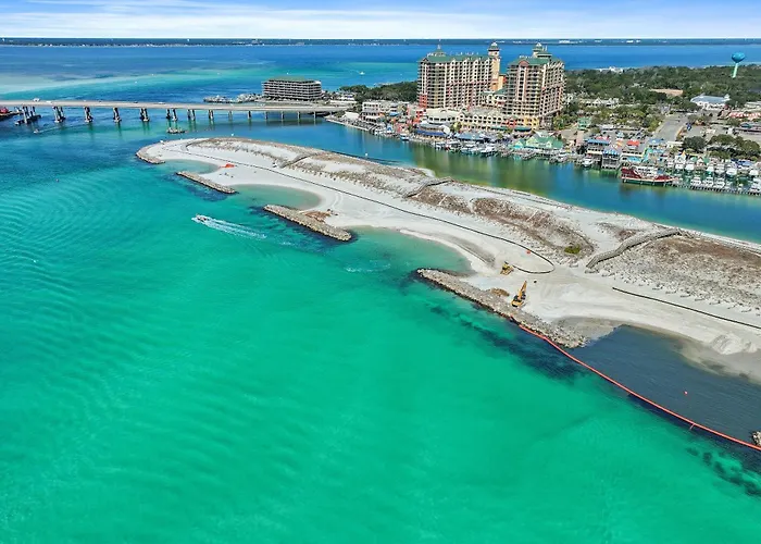 Shoreline Towers Townhouse 4-4 Destin